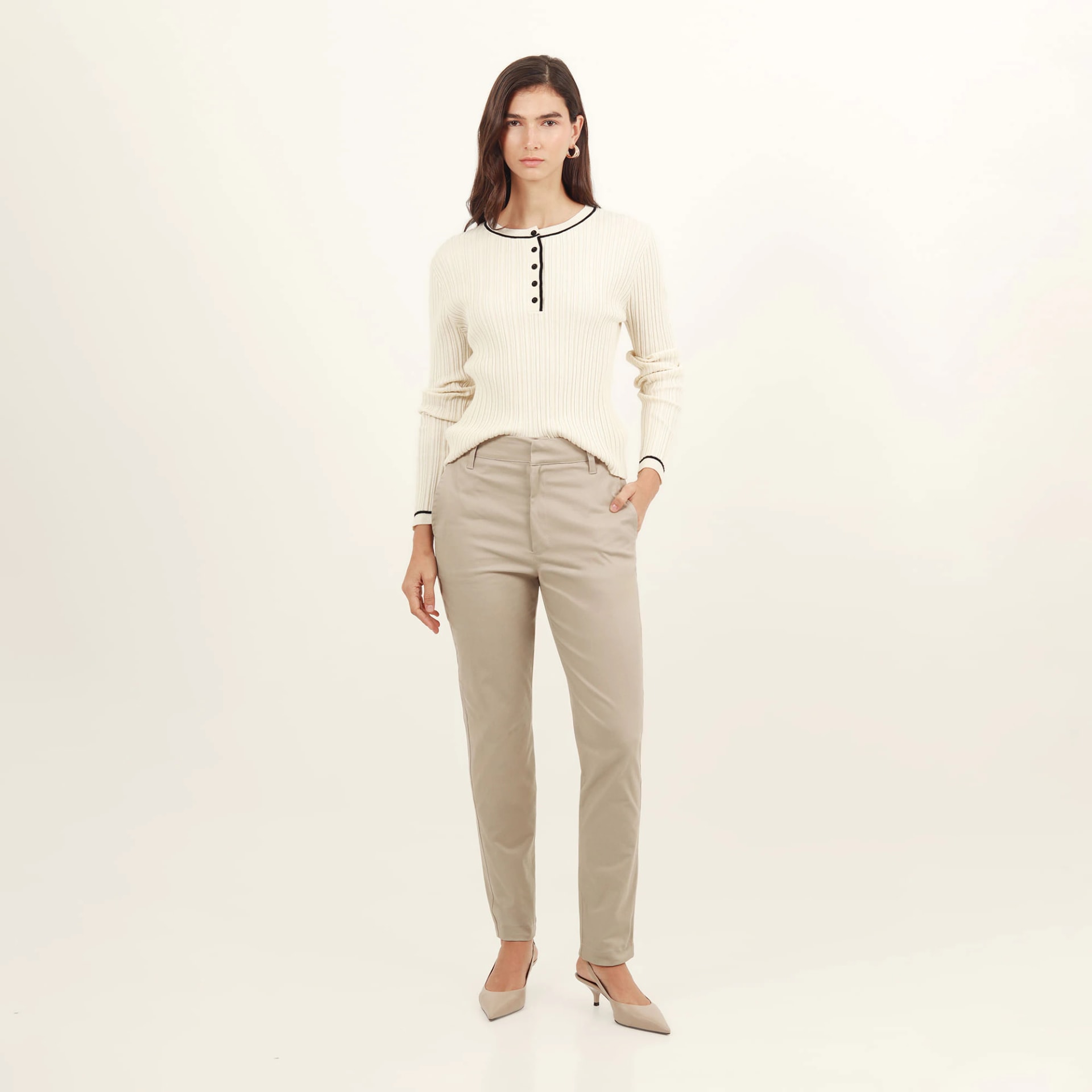 Pantalón básico bota recta - imagen 1