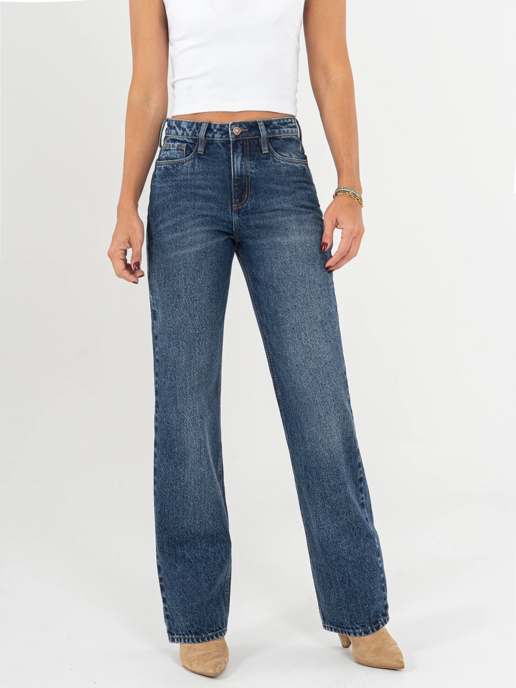 Ref: 066573 Jean straight leg, rígido, tiro medio, tono azul oscuro, diseño cinco bolsillo - imagen 1