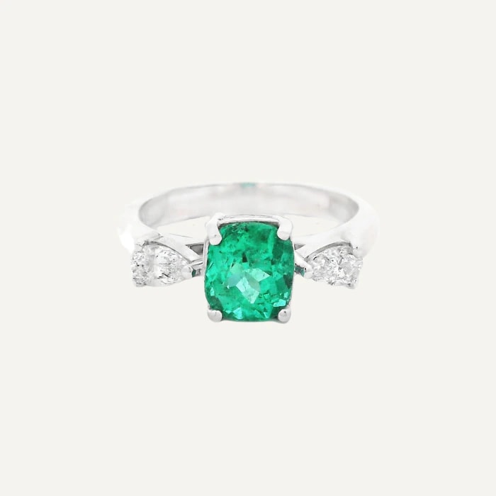 Anillo Oval Esmeralda - imagen 1