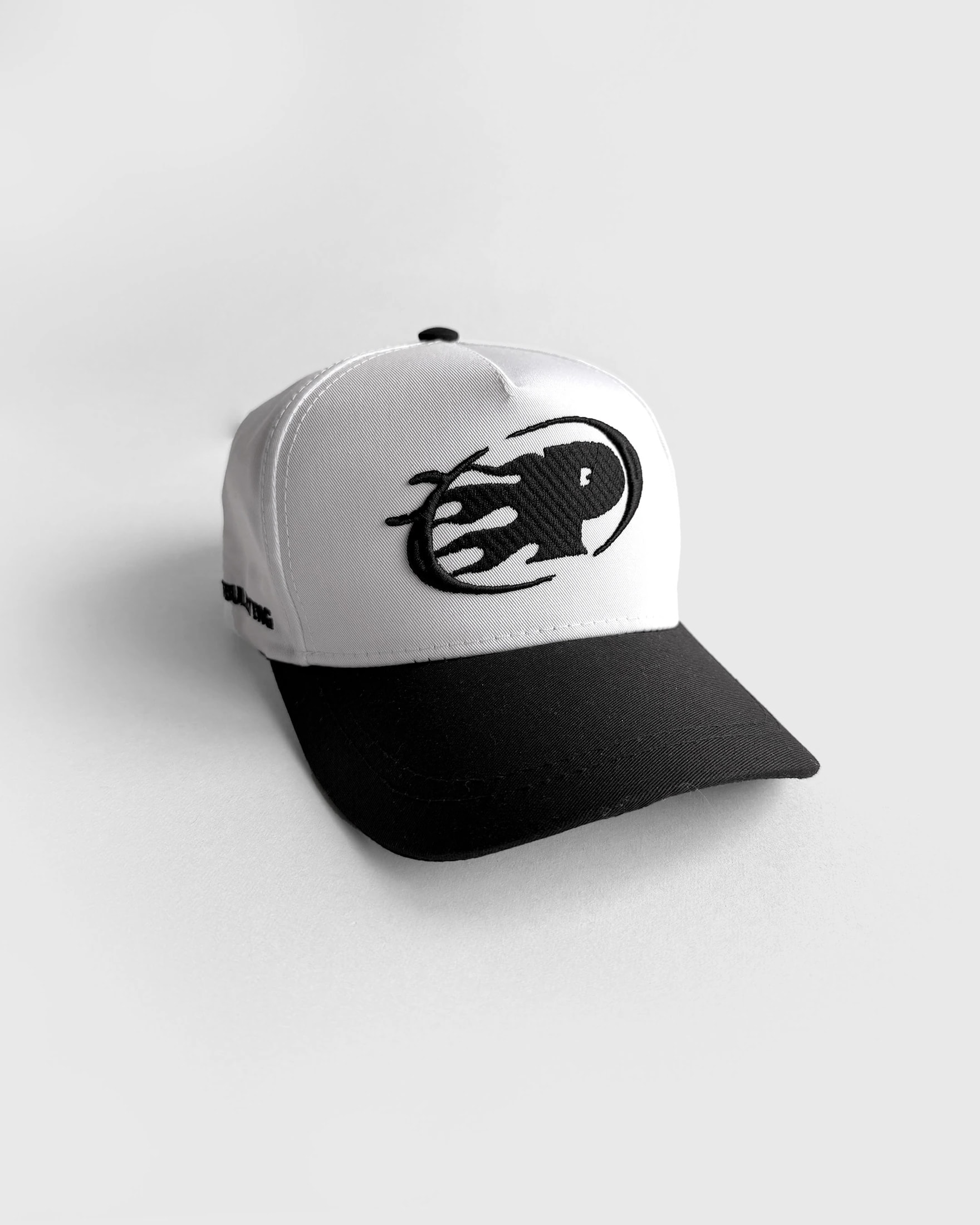 Gorra P Flame Blanca - imagen 1