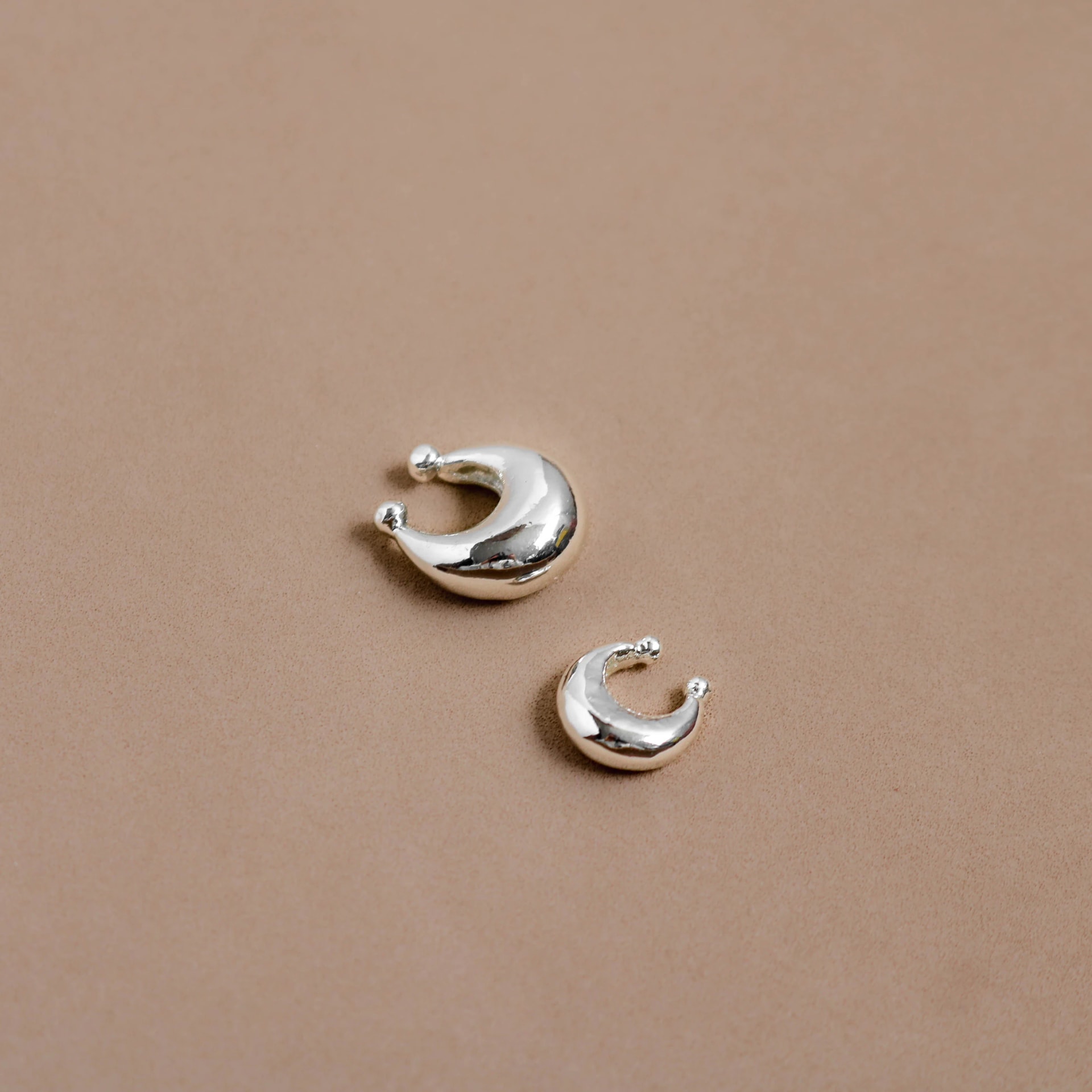 Mini Earcuff Icon | Plateado - imagen 1