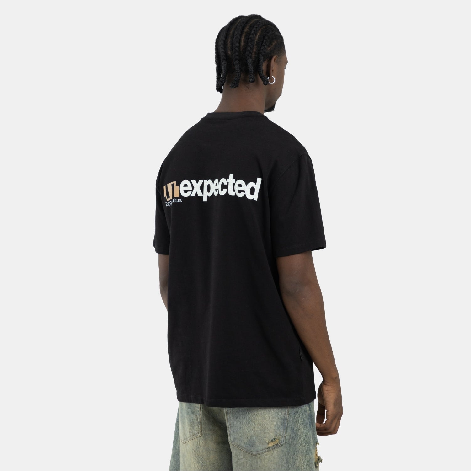 Unexpected Regular Tee – Black - imagen 1