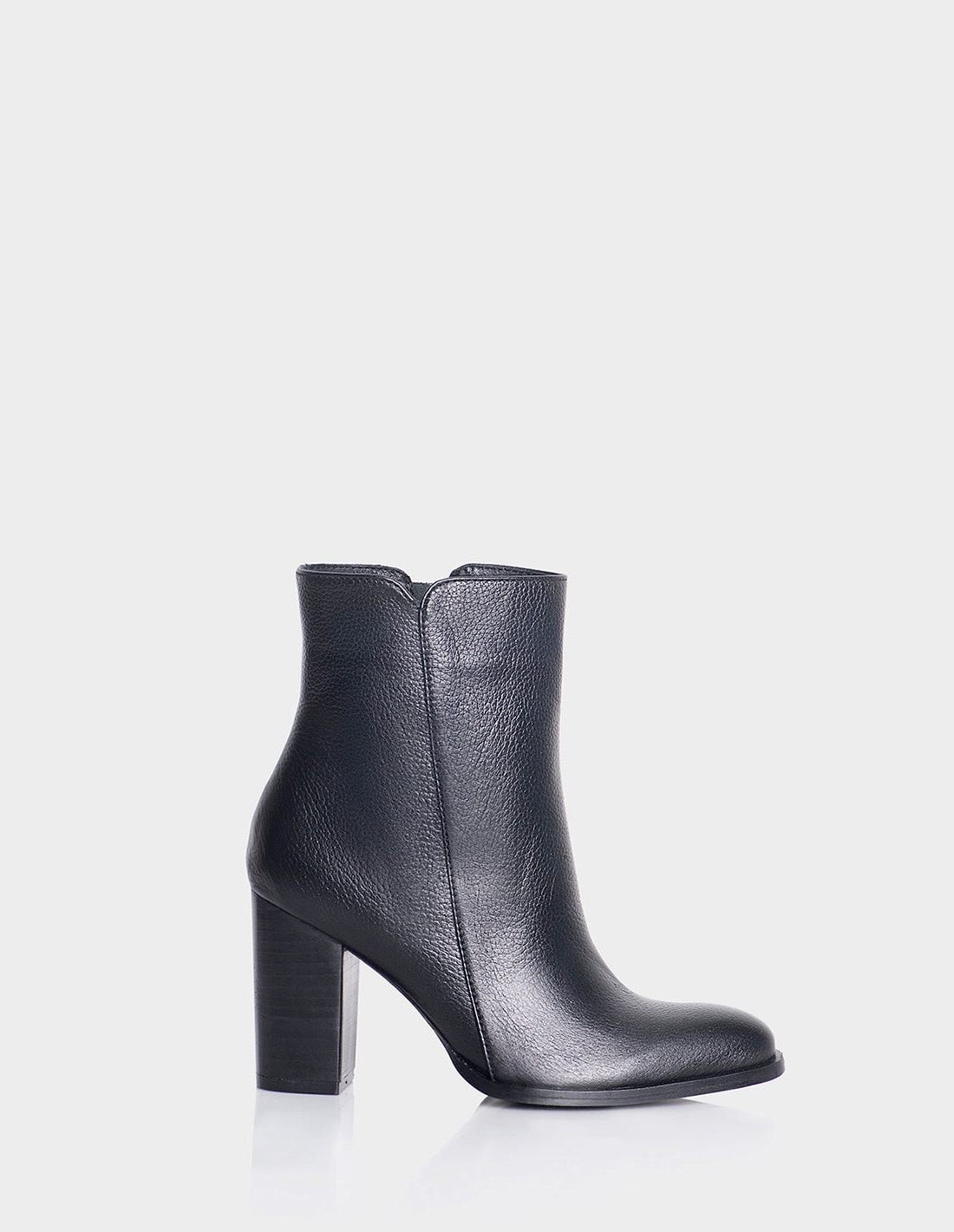 Botin Pamela Cuero Negro - imagen 1