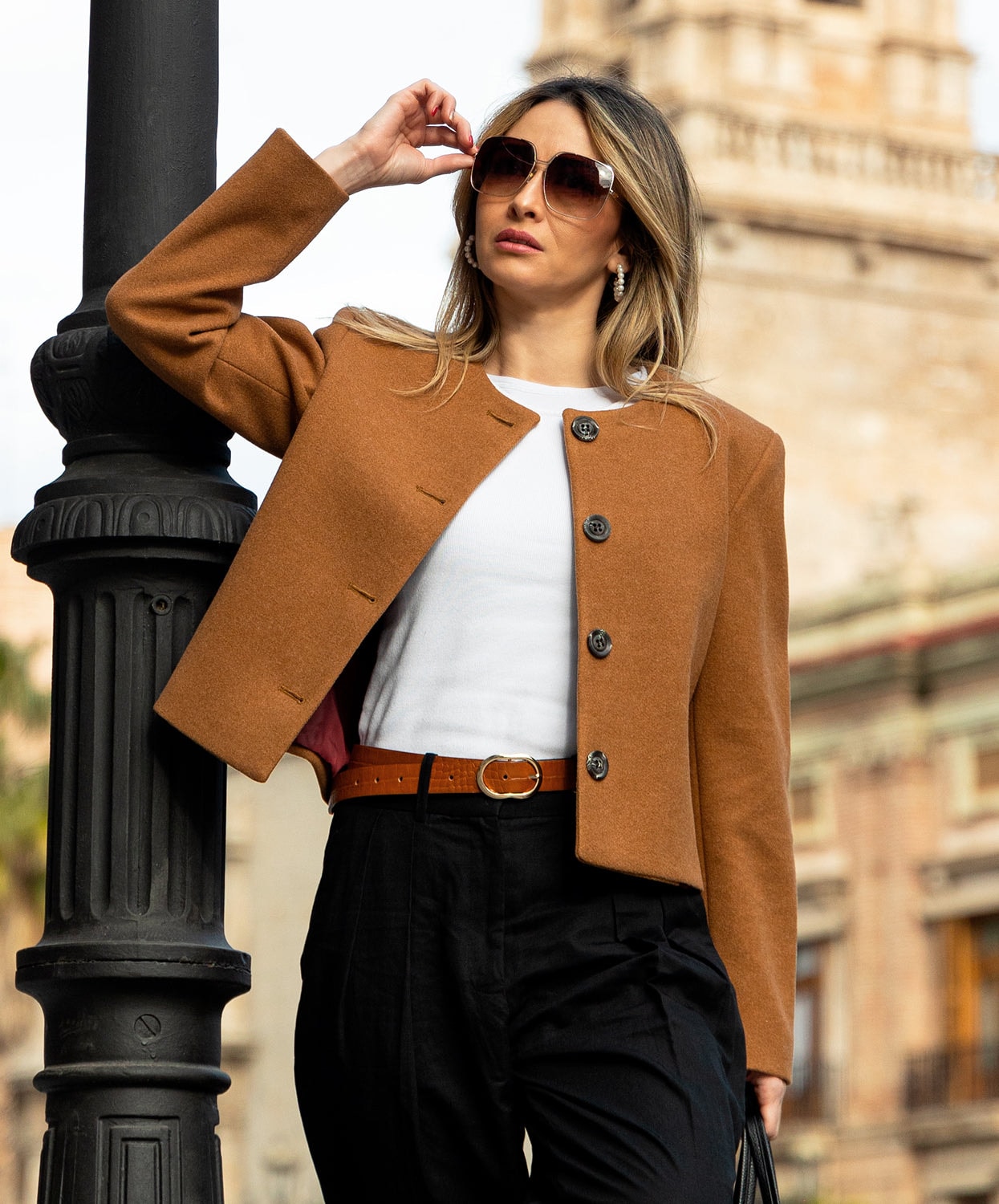 Chaqueta Cropped en Paño Camel Chicago - imagen 1