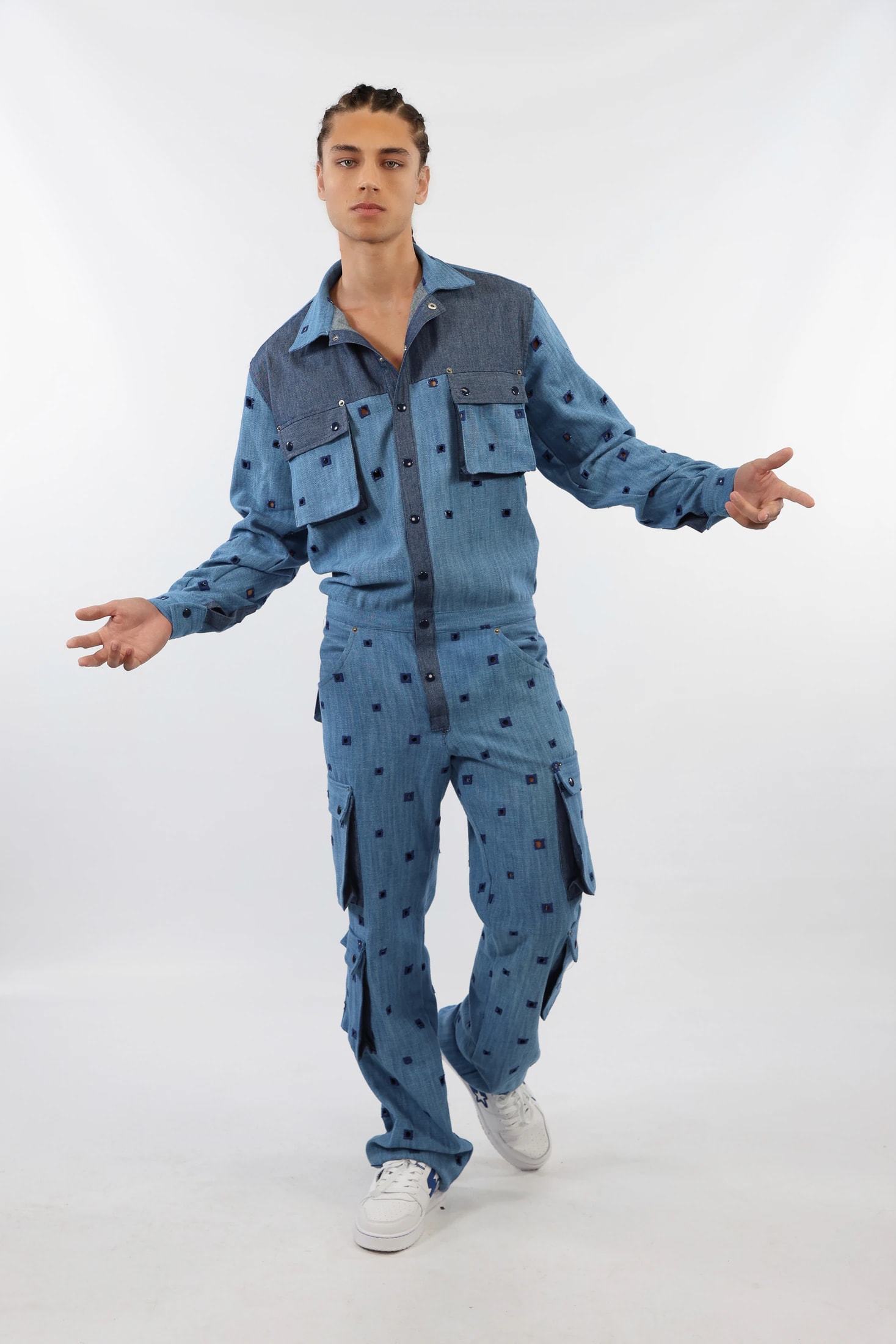 Embroidered Denim Jumper - imagen 1