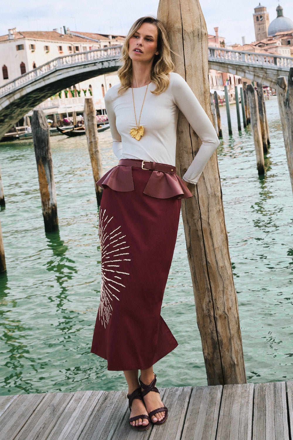 Falda venecia vinotinto - imagen 1