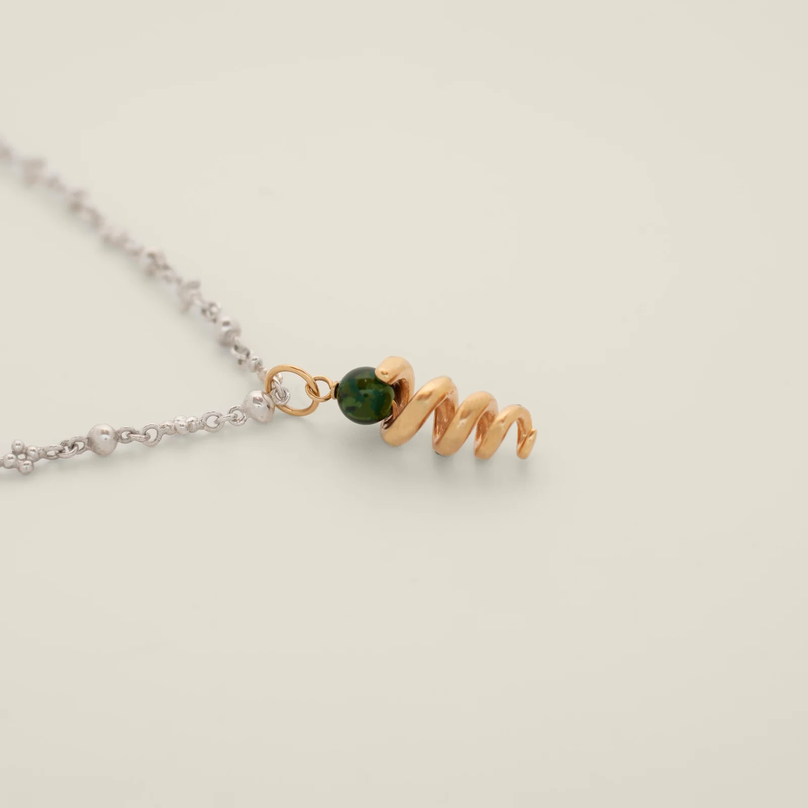 Kundali Pendant Jaspe Gold - imagen 1