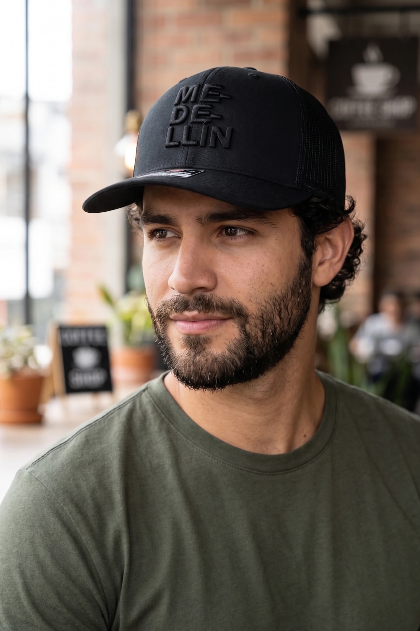 Gorra Medellin Trucker Negro-Negro - imagen 1