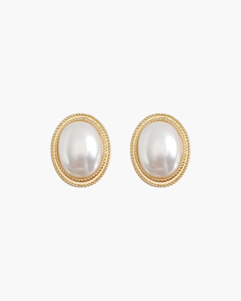 Radiance Oval Pearl Studs - imagen 1