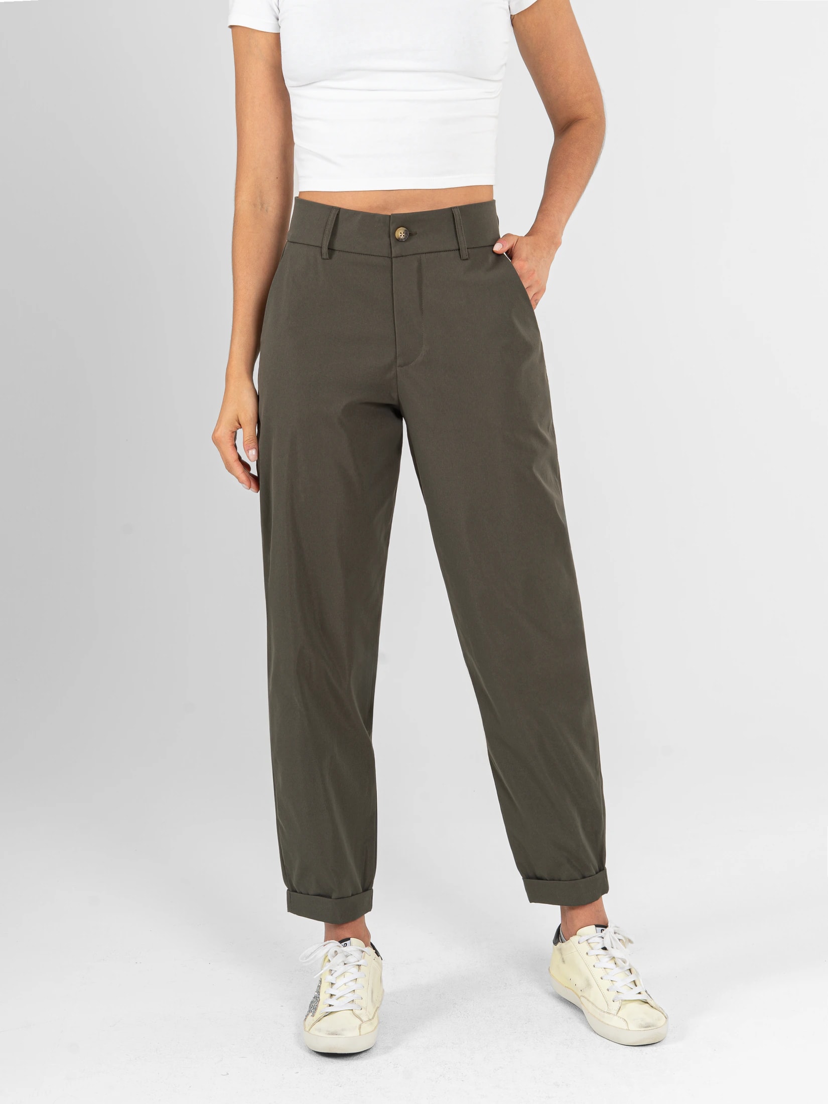 Ref: 0620645 Pantalón slouchy, sin prenses, tono verde, tejido plano liviano, rigido, tiro alto - imagen 1