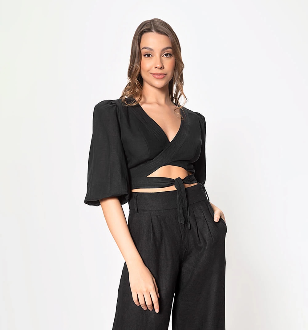 Blusa corta cruzada multiples pespuntes - imagen 1