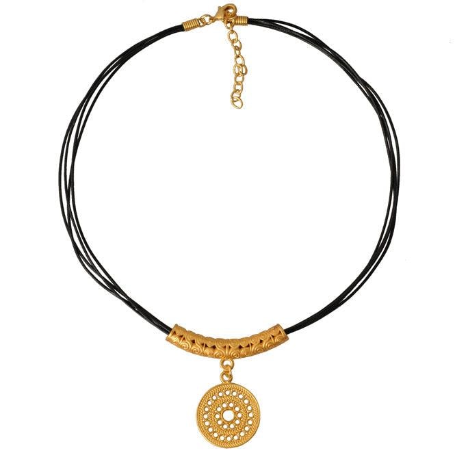 Collar Cuero 4 Vueltas y Dije Pequeño Pectoral Solar Muisca - imagen 1