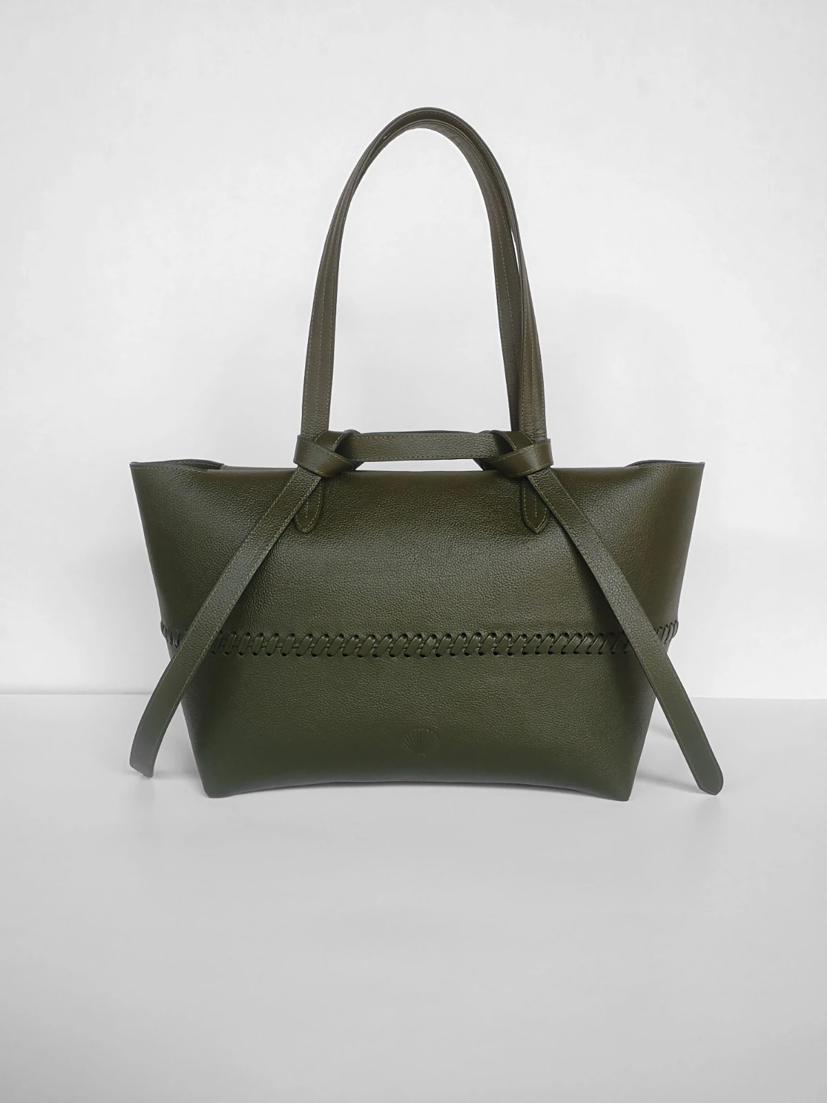 Tote Navío, Verde militar. - imagen 1