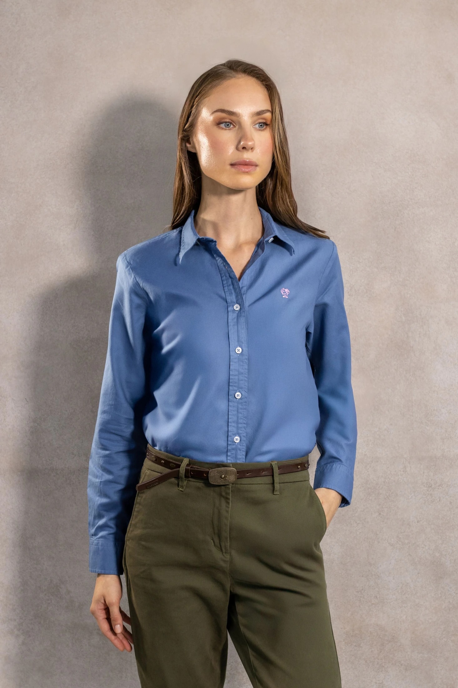 Camisa Antimanchas Oxford de Mujer Azul Chino - Talla Regular - imagen 1