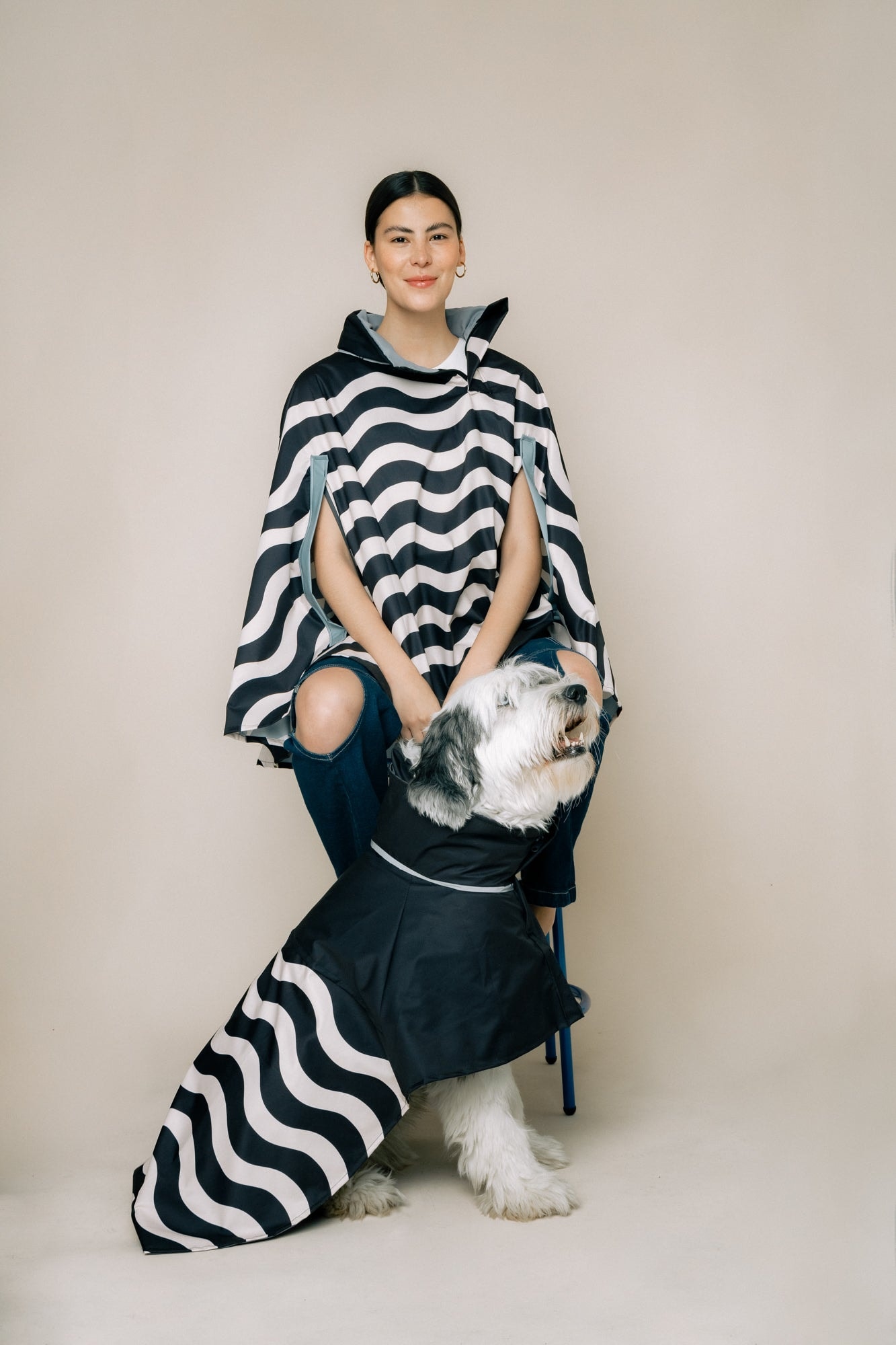 DOG´S RAINCOAT WAVES - imagen 1