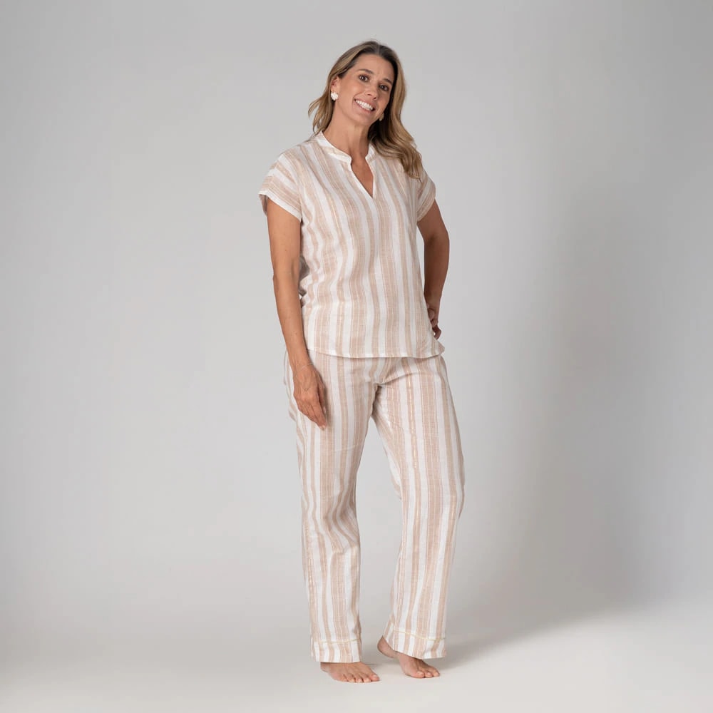 Conjunto de Pijama Pantalón Largo Rayas Caramelo Dorado. - imagen 1