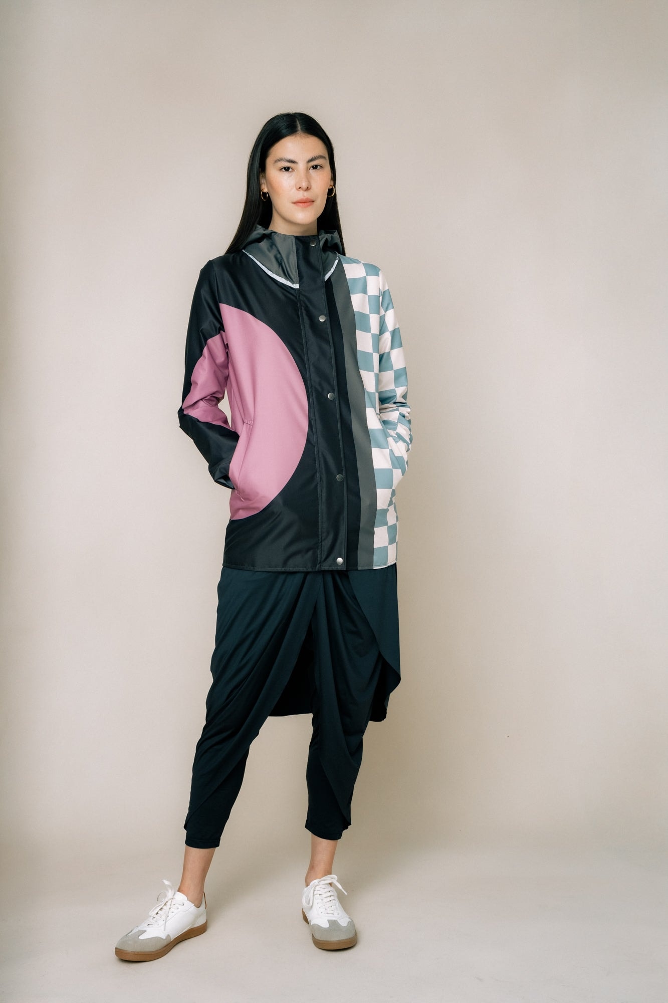 RAINCOAT CHESS PARTY - imagen 1