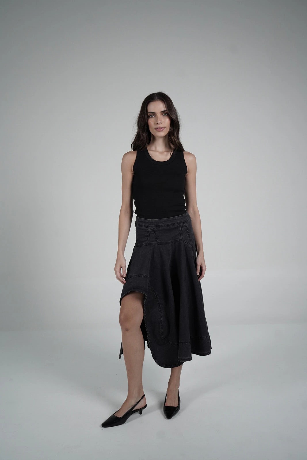 Black asymmetrical skirt - imagen 1