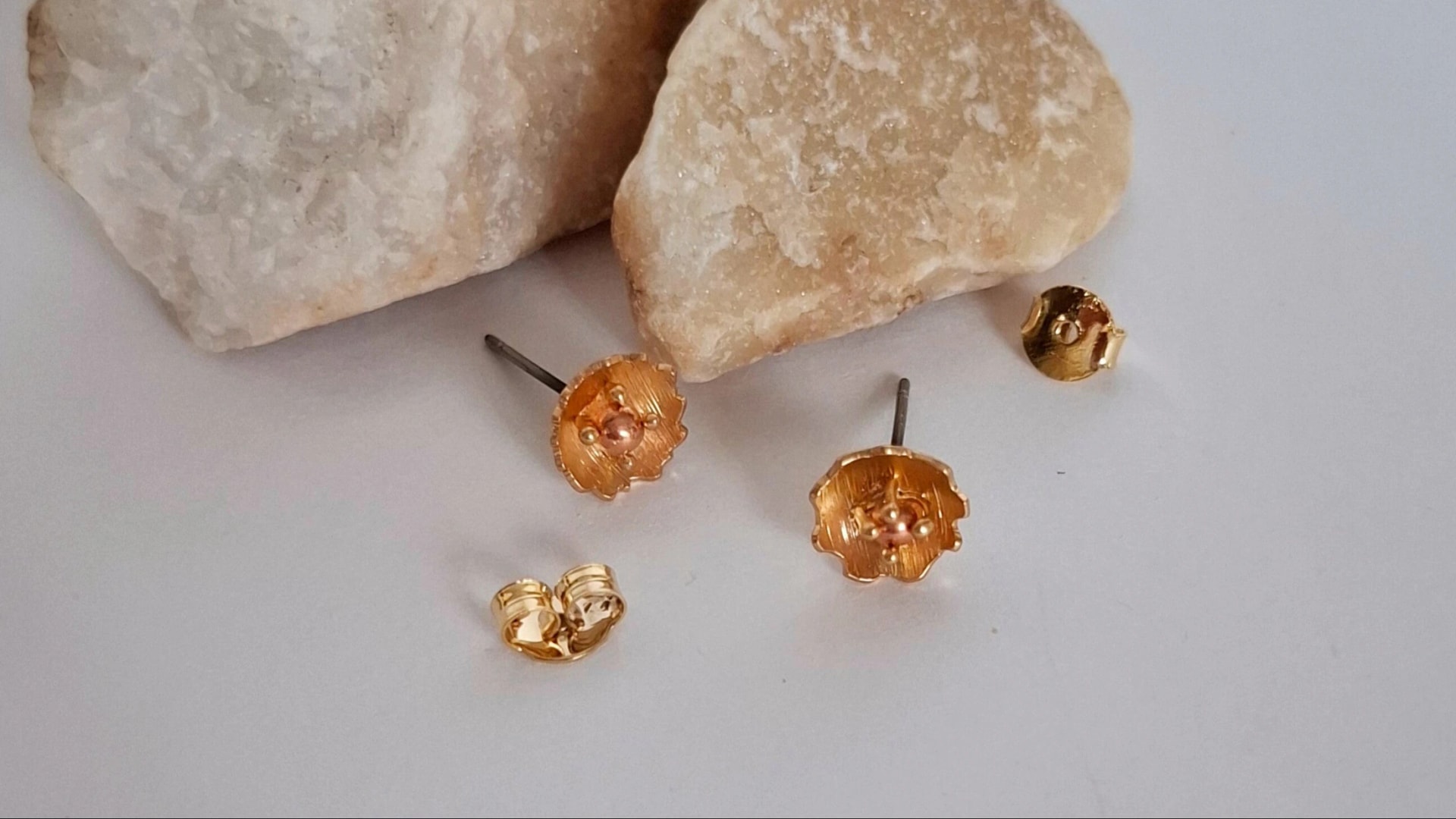 Aretes Primer Latido - Topos - imagen 1