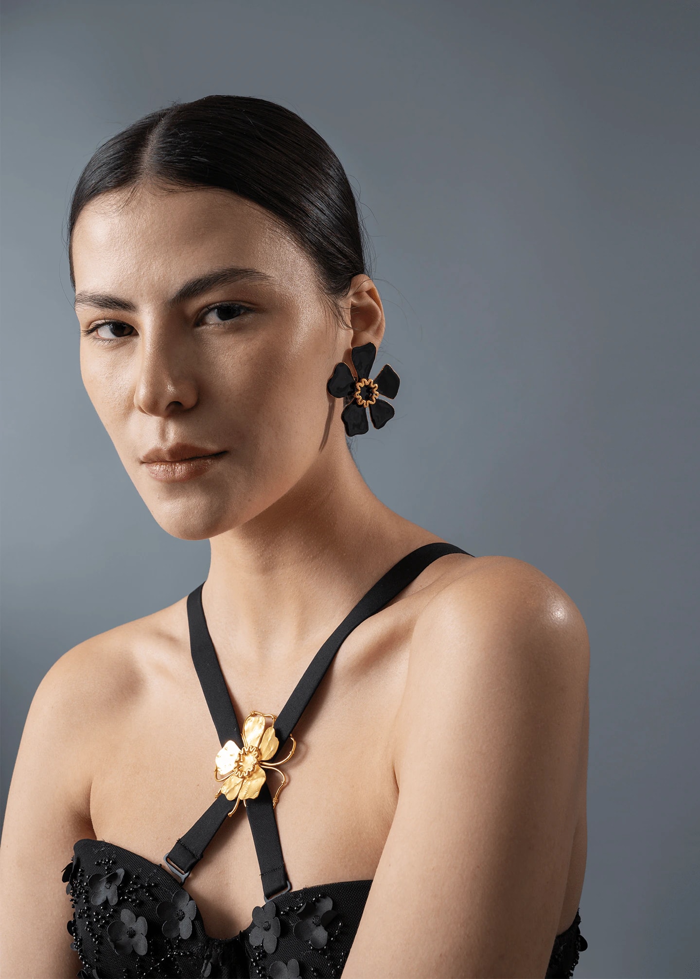 Aretes Aurora Maxi x Lyenzo Negros - imagen 1