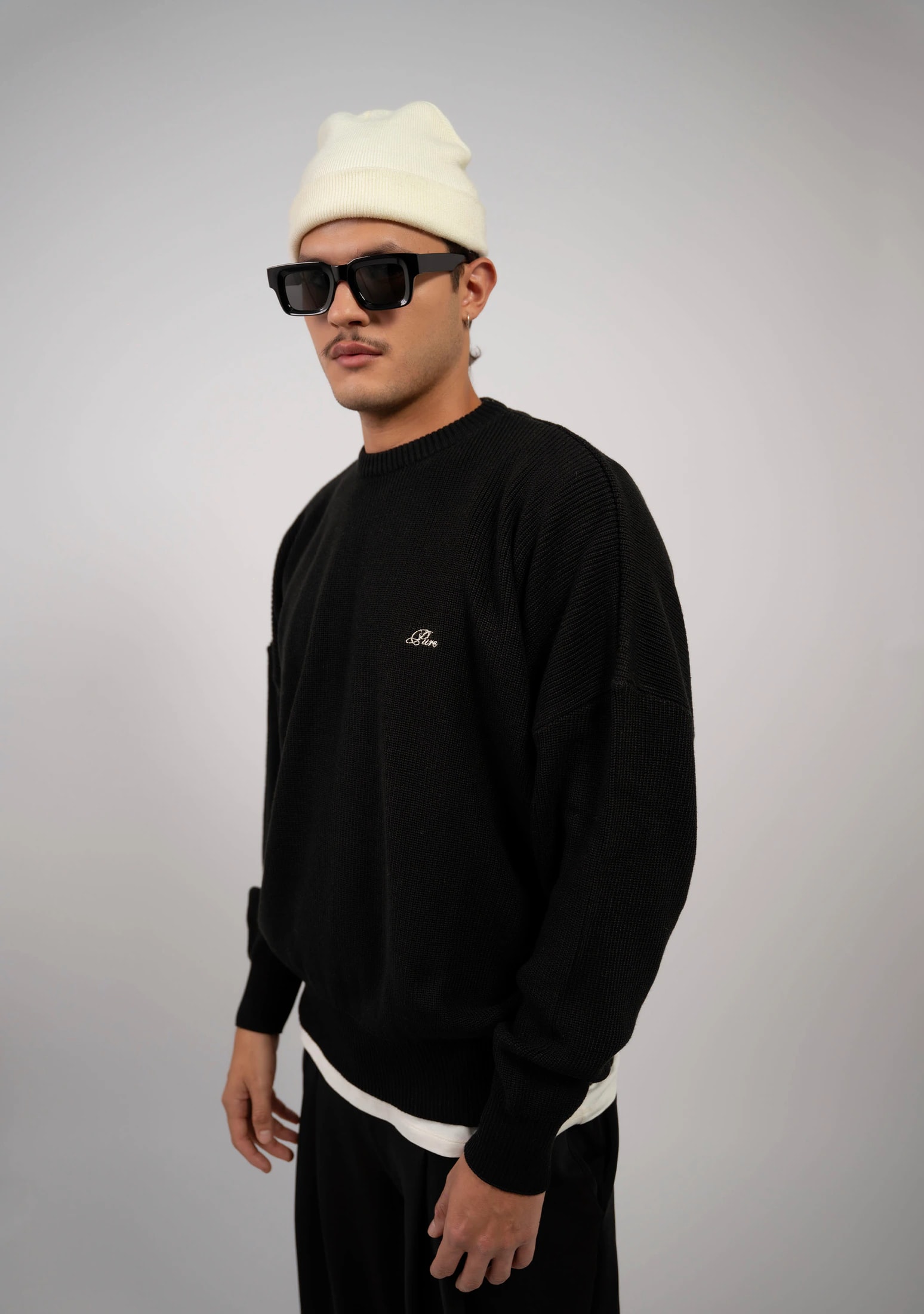 Monclair Black Crewneck - imagen 1