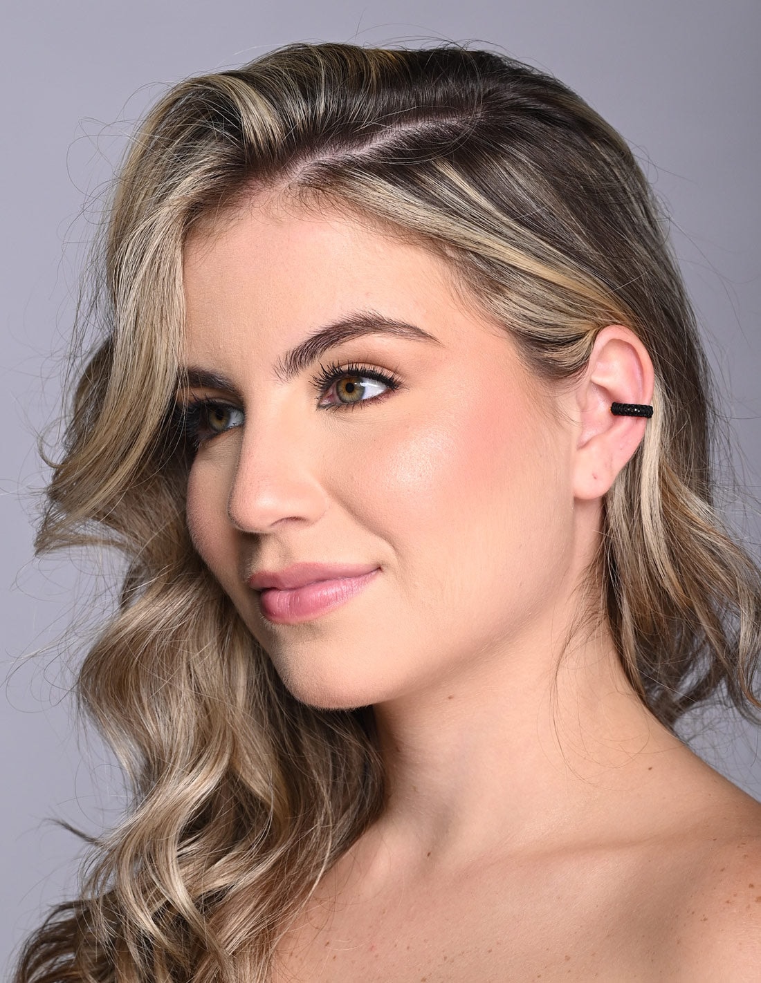 Ear Cuff Luna Creciente Negro - imagen 1