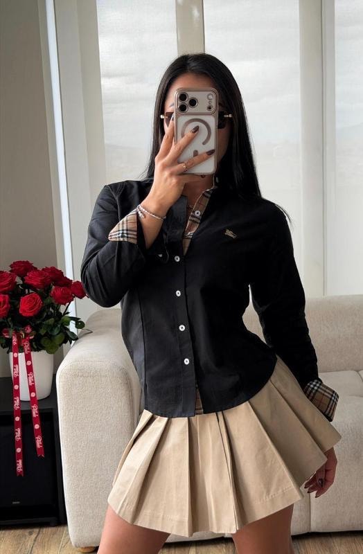 CAMISERA BURBERRY NEGRA - imagen 1