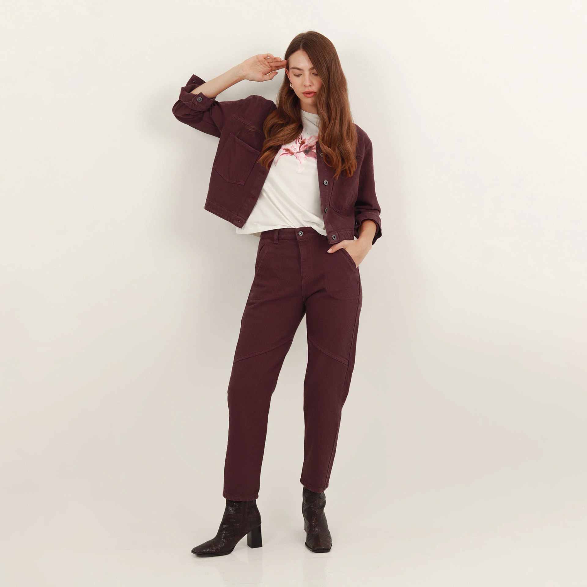 Pantalon Tiro Medio Bota Recta - imagen 1