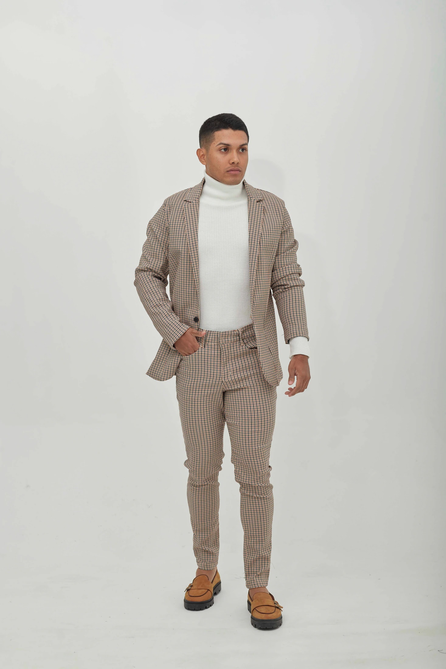 Traje Clásico Essential Beige - imagen 1