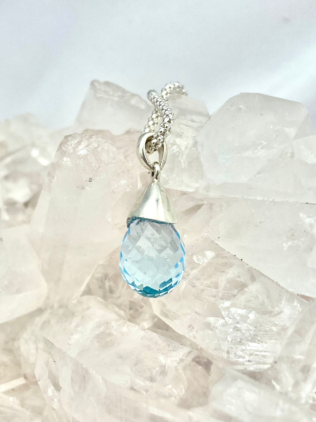 Dije Topacio Azul Gota Grande - imagen 1