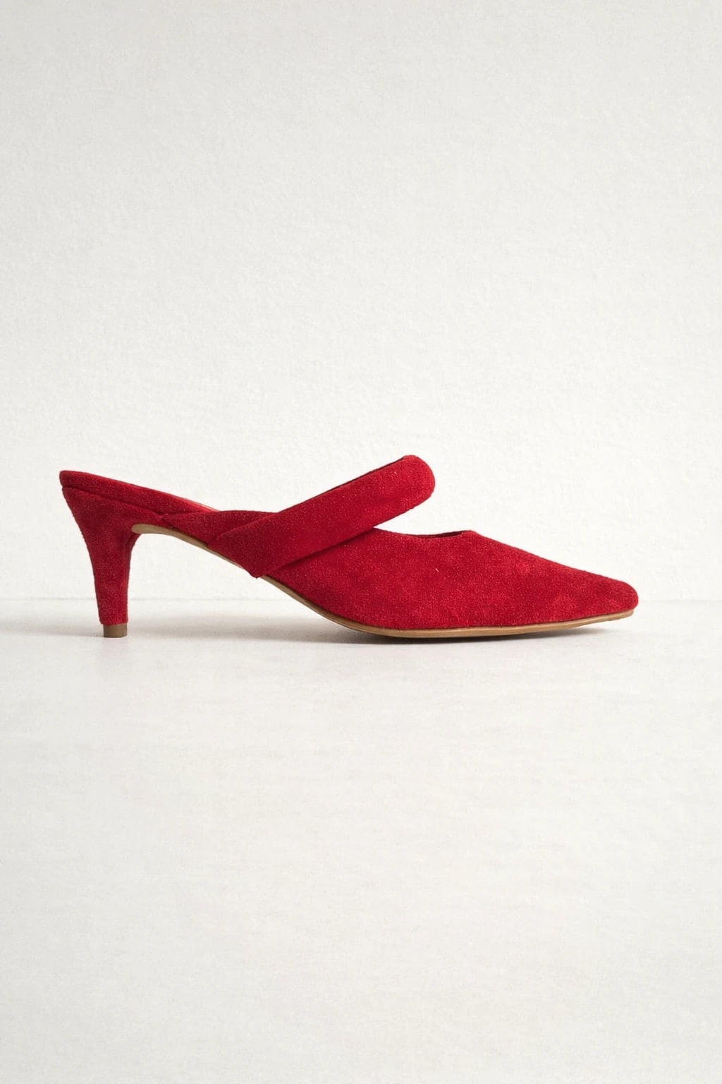 CLOÉ ROJO - imagen 1