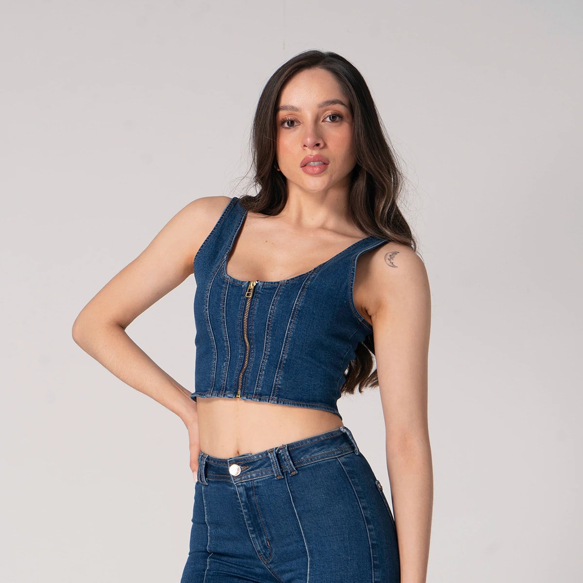 Blusa Crop Top Denim Slim Fava - imagen 1