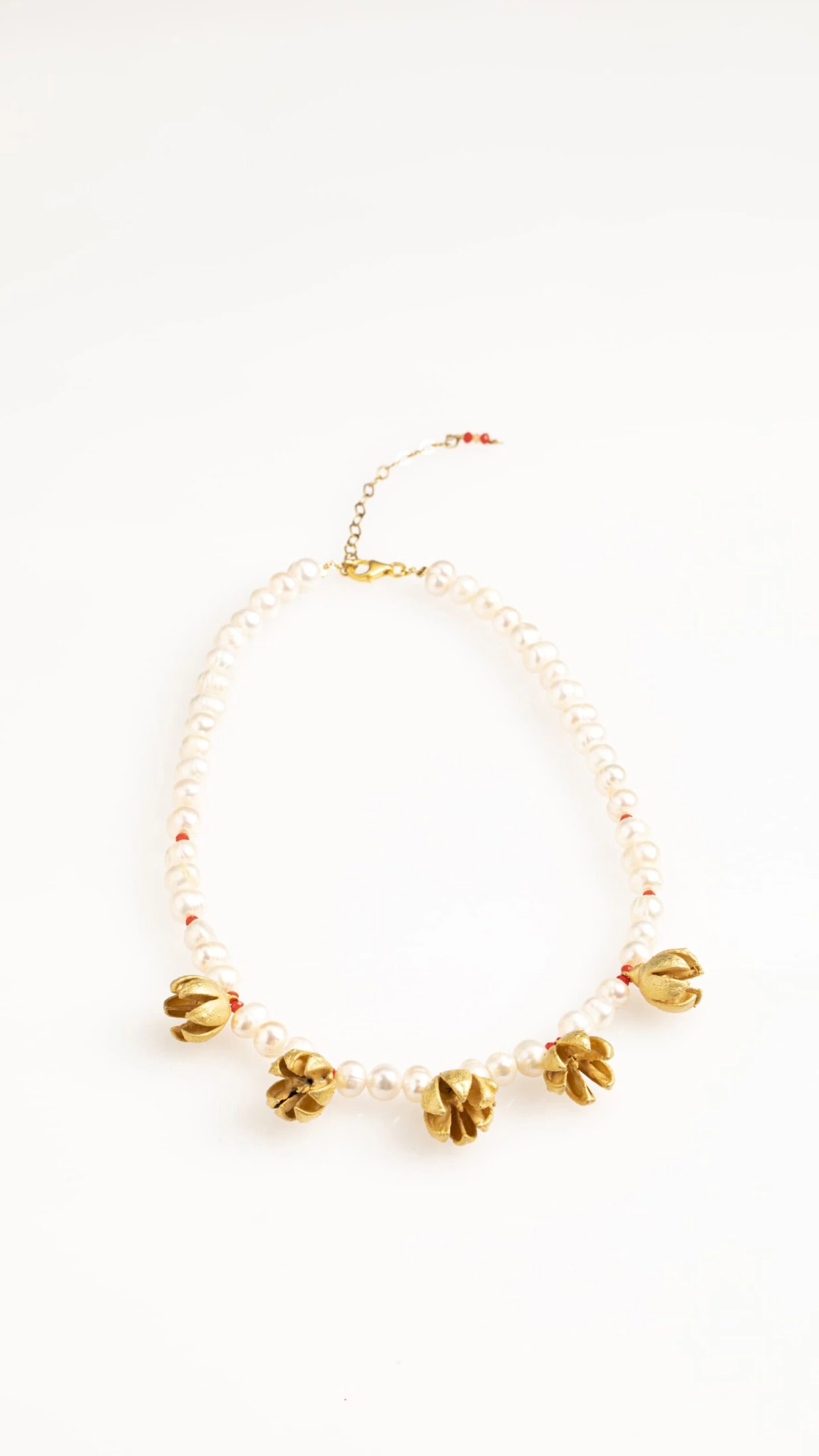 JUNIPER TREE SEEDS PEARL AND CHEZ STONES NECKLACE SHORT - imagen 1