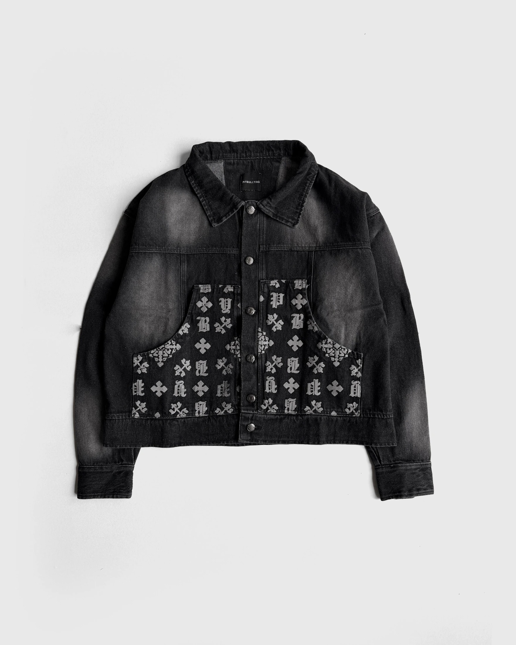 DENIM JACKET BOXY FIT MONOGRAM NEGRA - imagen 1