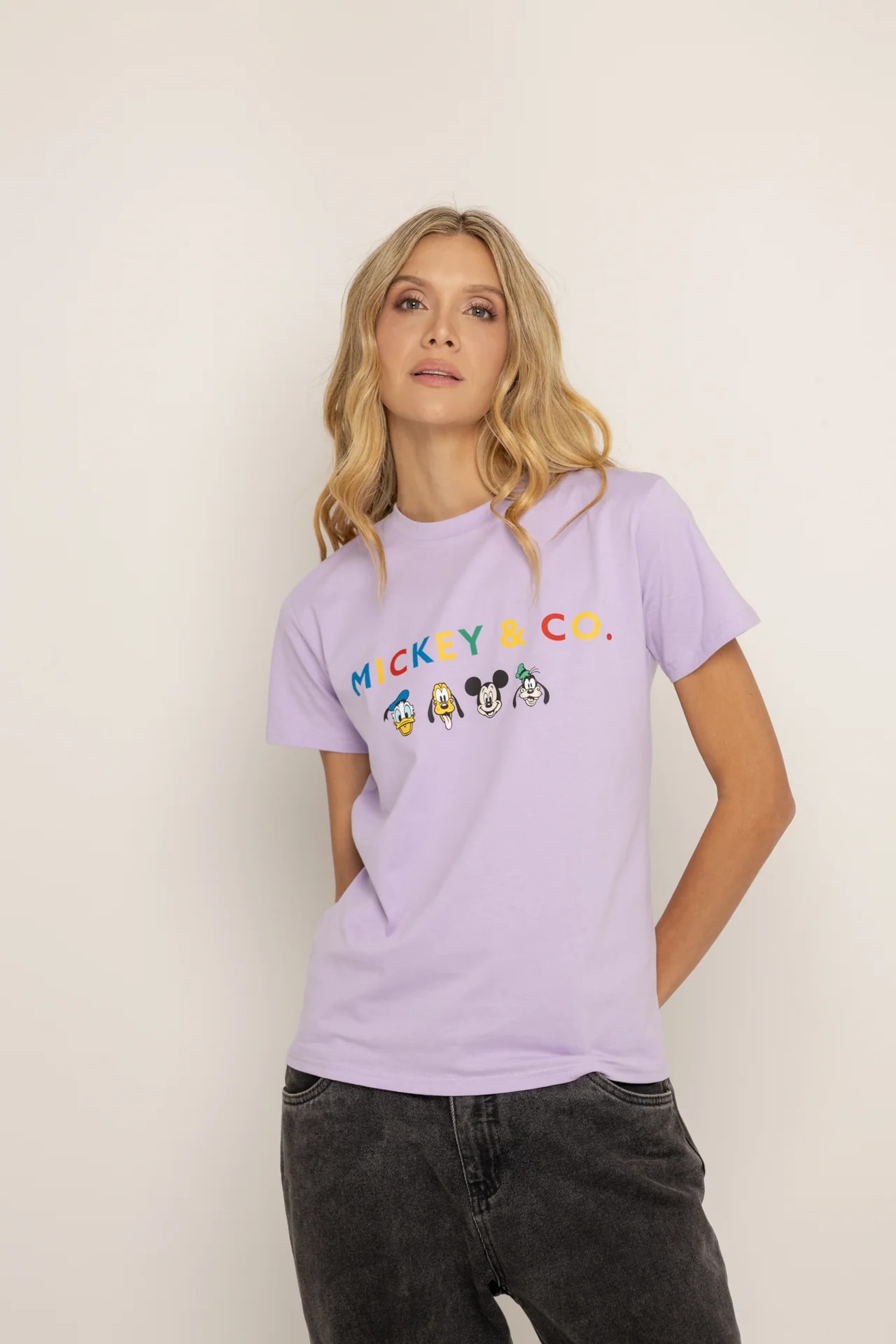 T-Shirt  Lila Mickey y Amigos - imagen 1