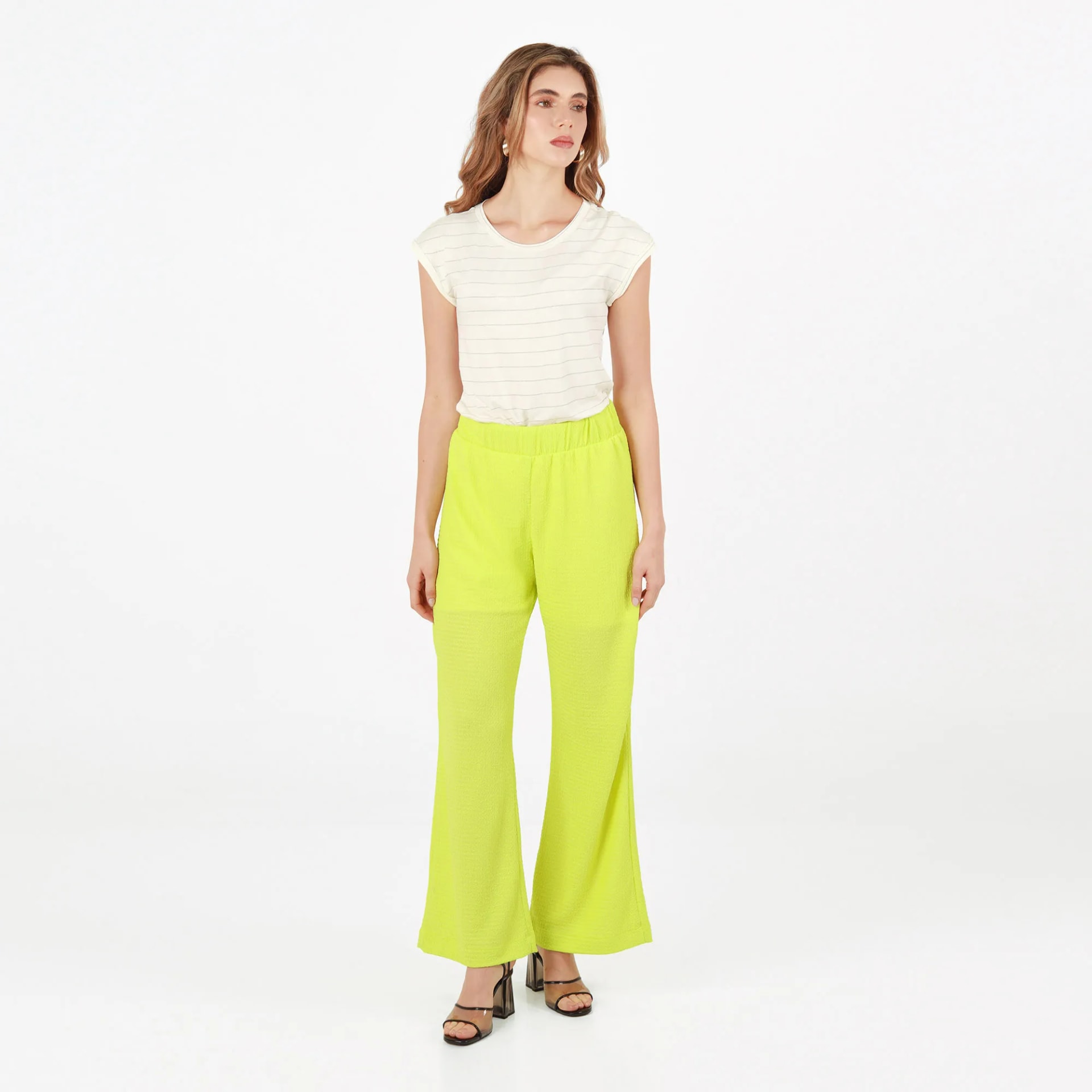 Pantalon Tiro Alto Bota Flare - imagen 1