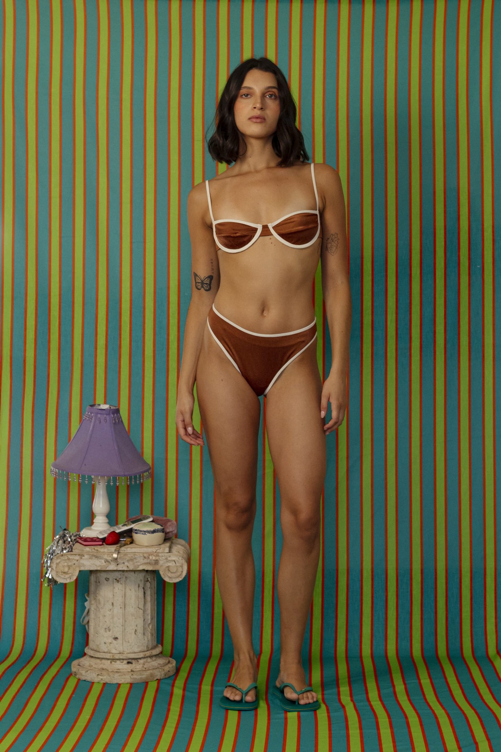 Natalia Bikini in Brown - imagen 1