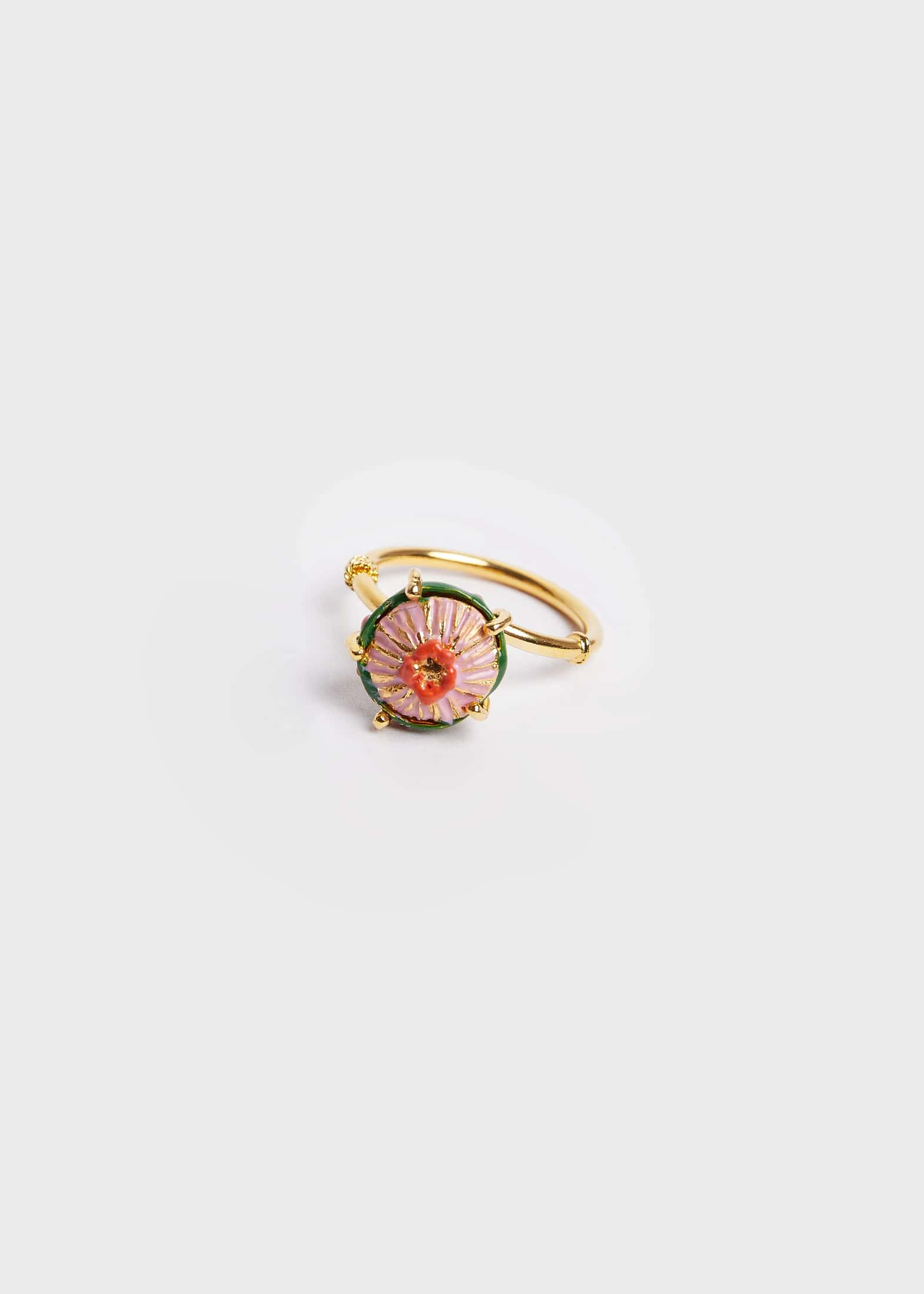 MINI GREEN HAT RING